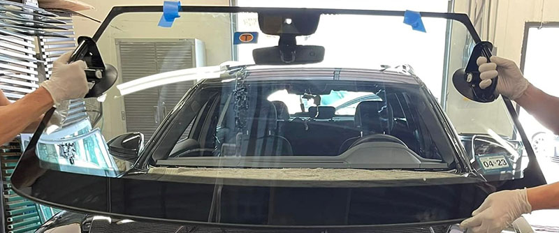 Suction Windshield Replacement in Plano Texas